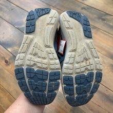 Load image into Gallery viewer, Surge Slip On Tennis Shoes 4Y
