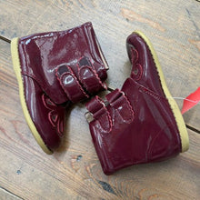 Load image into Gallery viewer, patent velcro boot 8
