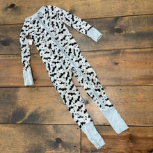 Load image into Gallery viewer, Halloween Bats Bamboo Convertible Sleeper 2T
