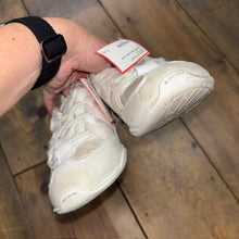 Load image into Gallery viewer, cheer shoes 13
