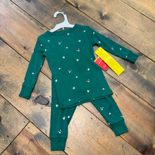 Load image into Gallery viewer, **NWT** skiing polar bear pajamas 18M
