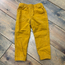 Load image into Gallery viewer, Classic Fit Jogger Pants 4T
