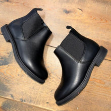 Load image into Gallery viewer, chelsea boot 10
