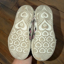 Load image into Gallery viewer, Minnie Mouse Leopard Tennis Shoes 8
