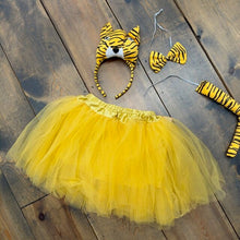 Load image into Gallery viewer, Tiger Costume Face Ears Headband Bowtie Tail Tutu Set 4/6
