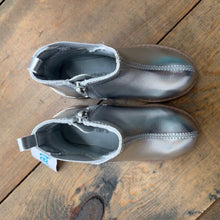 Load image into Gallery viewer, NEW Metallic Booties 7
