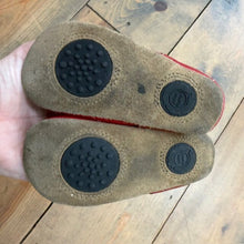 Load image into Gallery viewer, Ruche Mary Jane Soft-Sole Shoes 12/18M
