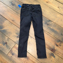 Load image into Gallery viewer, Adjustable Waist distressed jean 8
