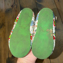 Load image into Gallery viewer, Christmas Grinch T-Strap Shoes 2/3Y
