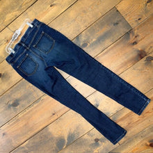 Load image into Gallery viewer, Super Skinny Denim Jeans 16
